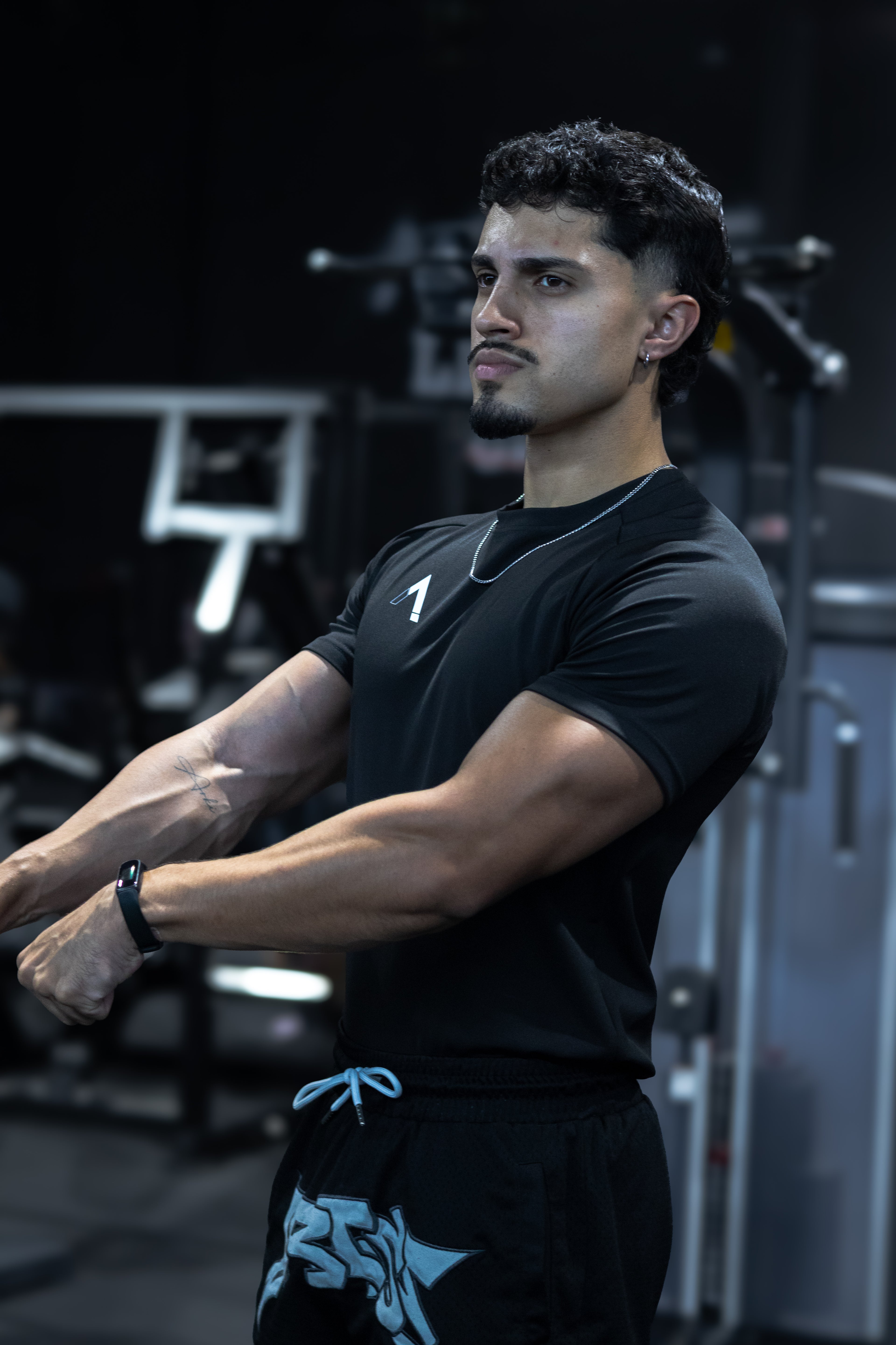 RISING Muscle Tee